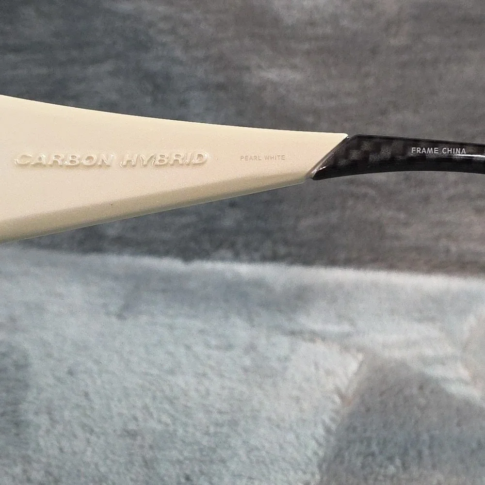 Converse Vector Sunglasses Bone White‎ And Carbon VGC